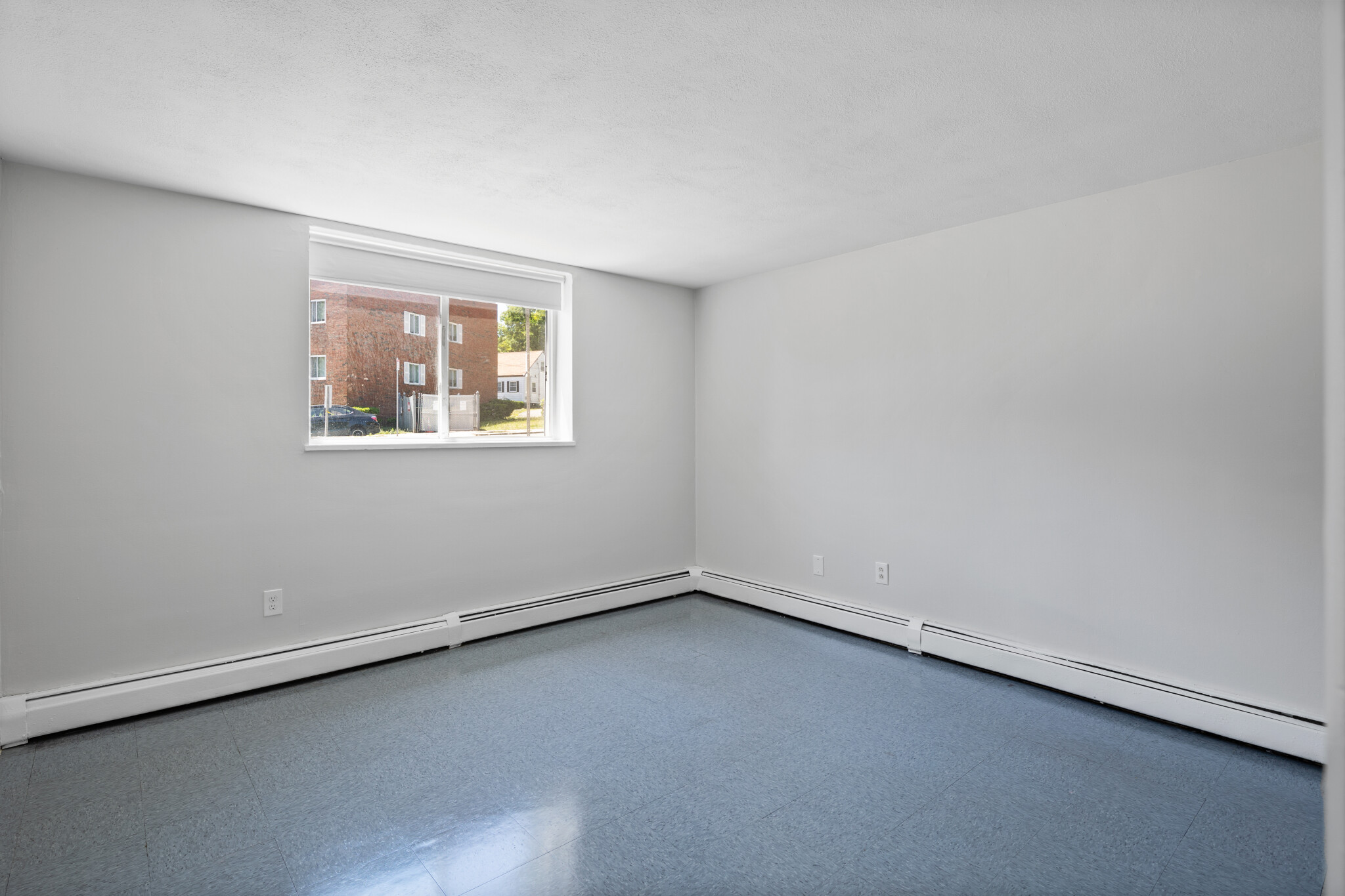 700 Cummins Hwy, Mattapan