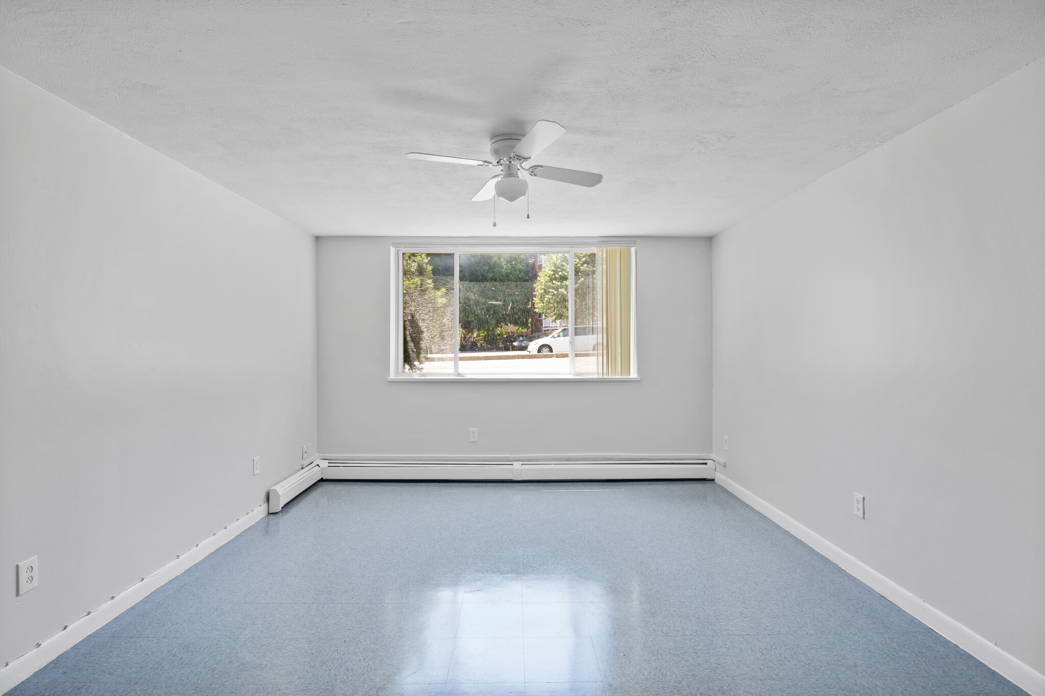 700 Cummins Hwy, Mattapan