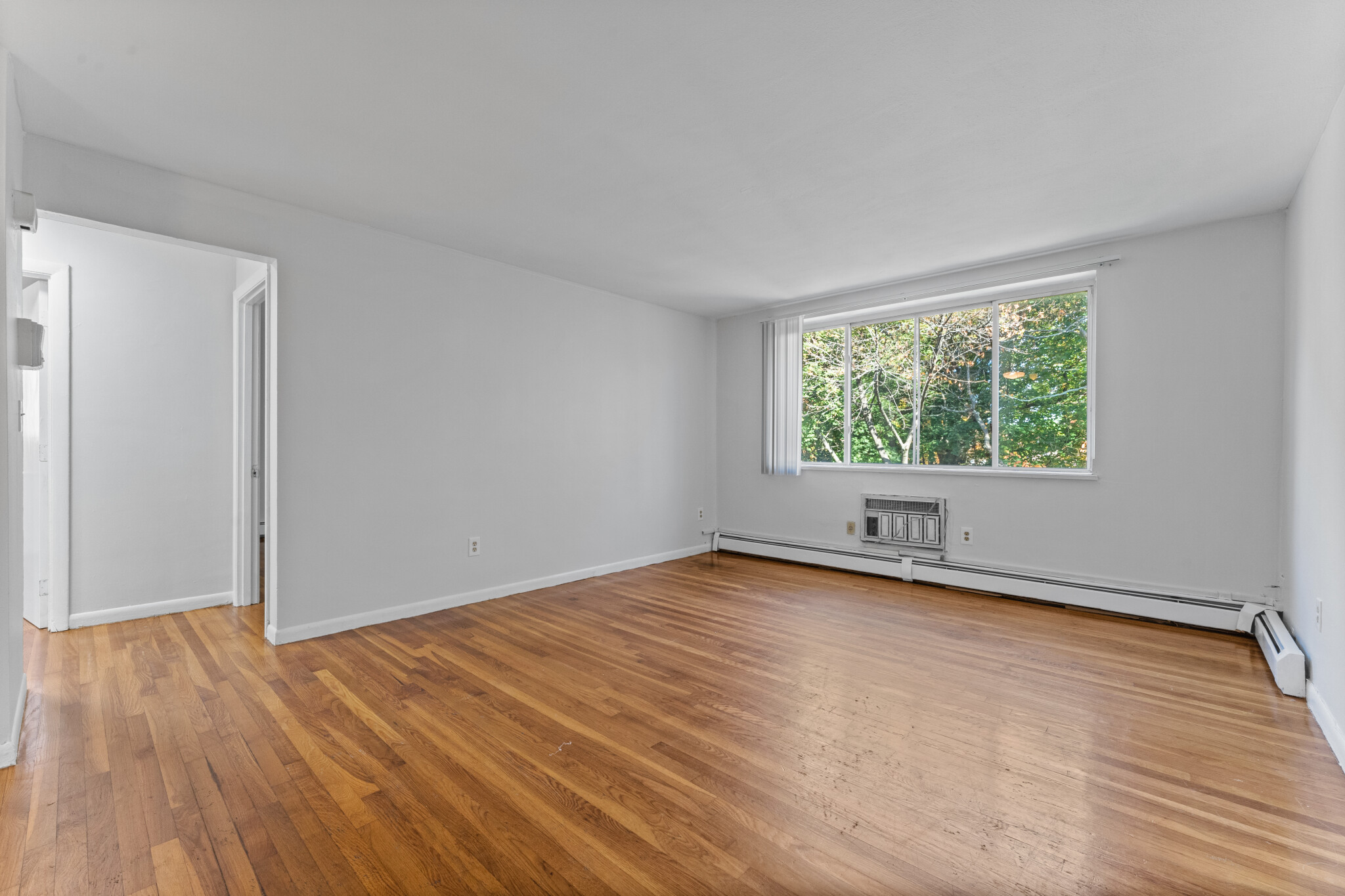 580 Cummins Highway — Mattapan