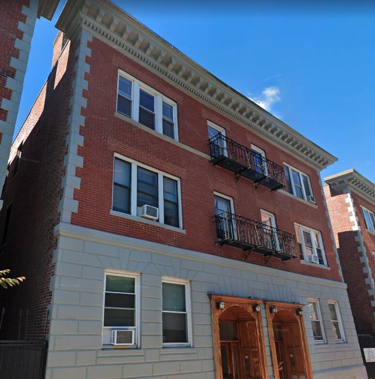 17 Aberdeen St, Fenway