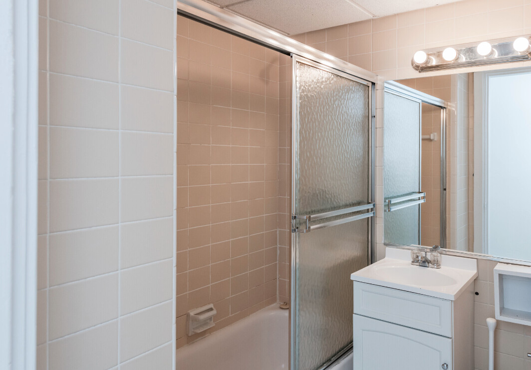 62 Boylston St, Downtown