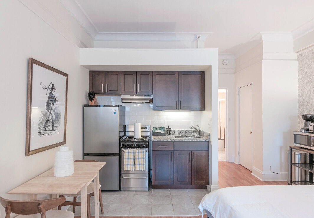 62 Boylston St, Downtown