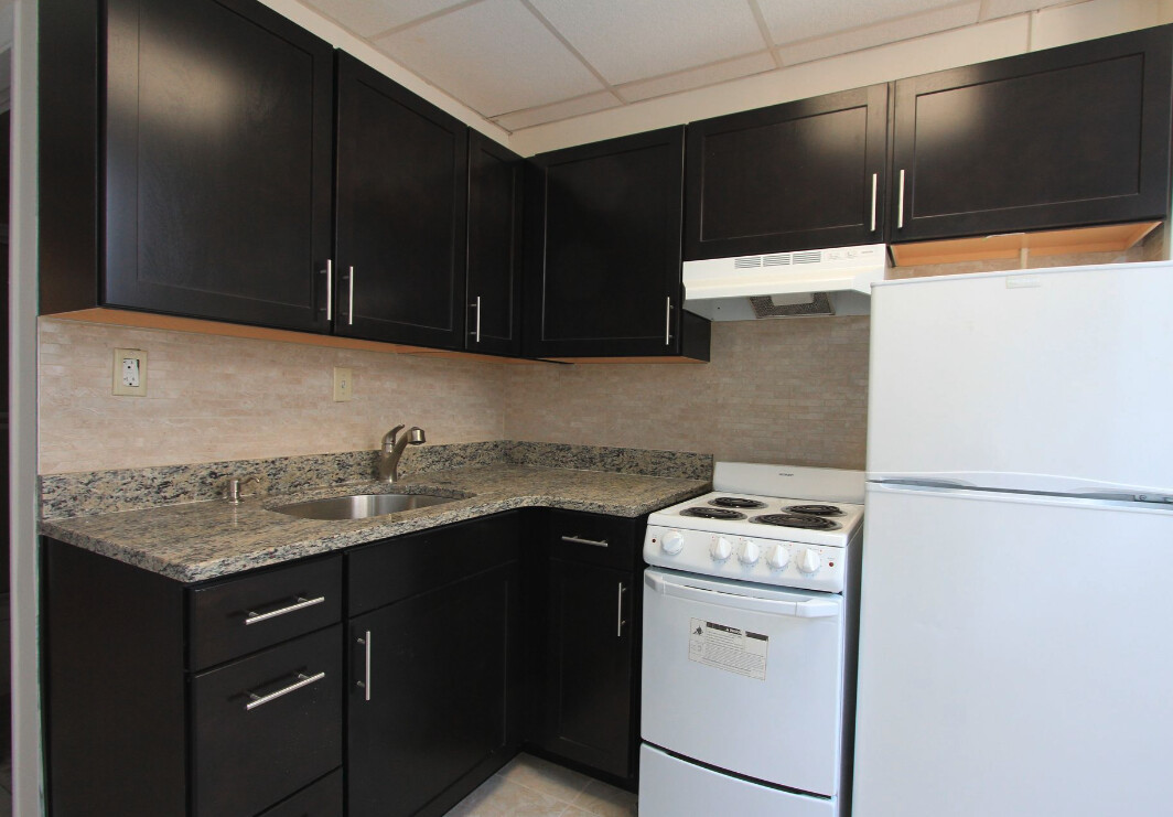 62 Boylston St, Downtown