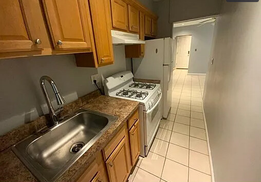 Photos of apartment on Almont St.,Malden MA 02148