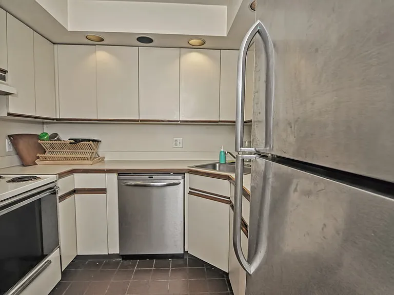 327 Commonwealth Ave, Back Bay