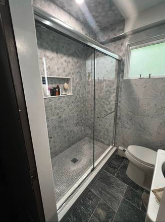 1572 Beacon St, Waban