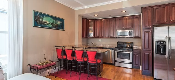 74 Georgia St, Roxbury