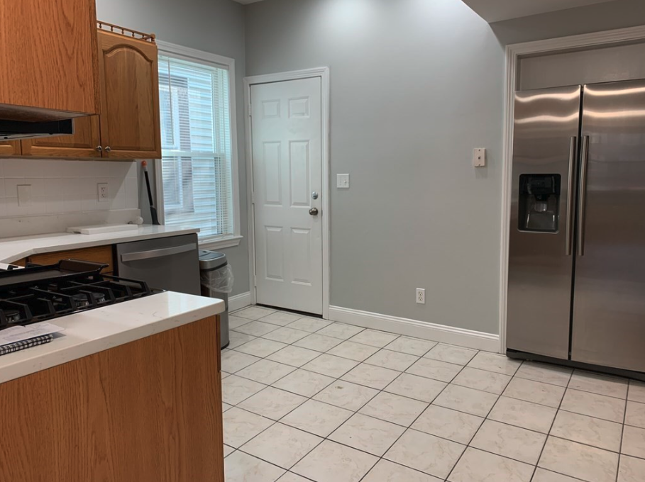 5 Transit St, South Boston