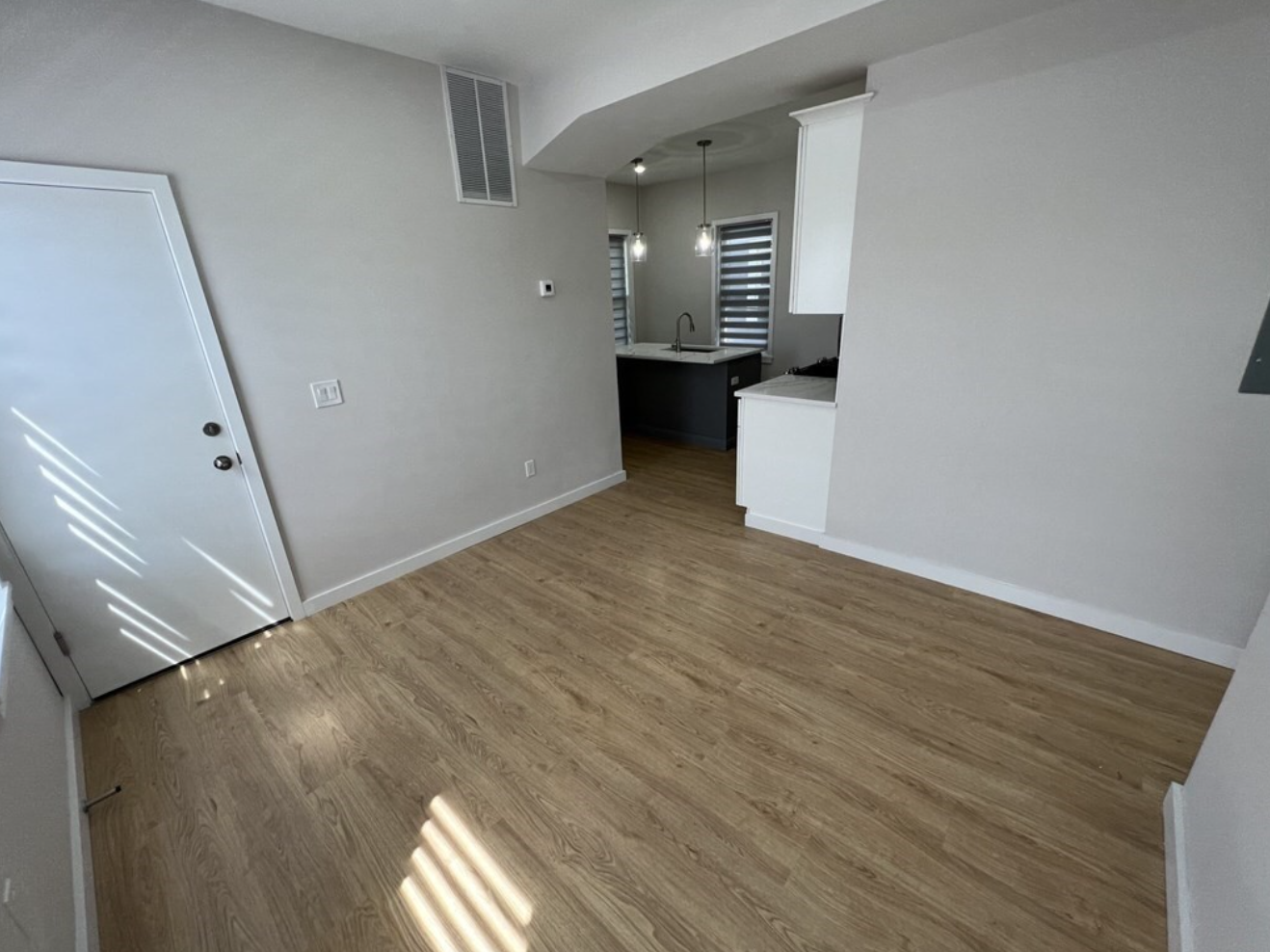 7 Transit St, South Boston