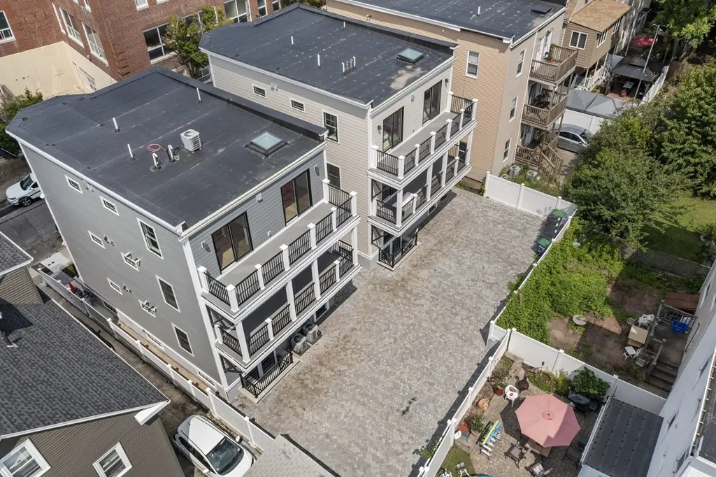 67 Merriam St, East Somerville