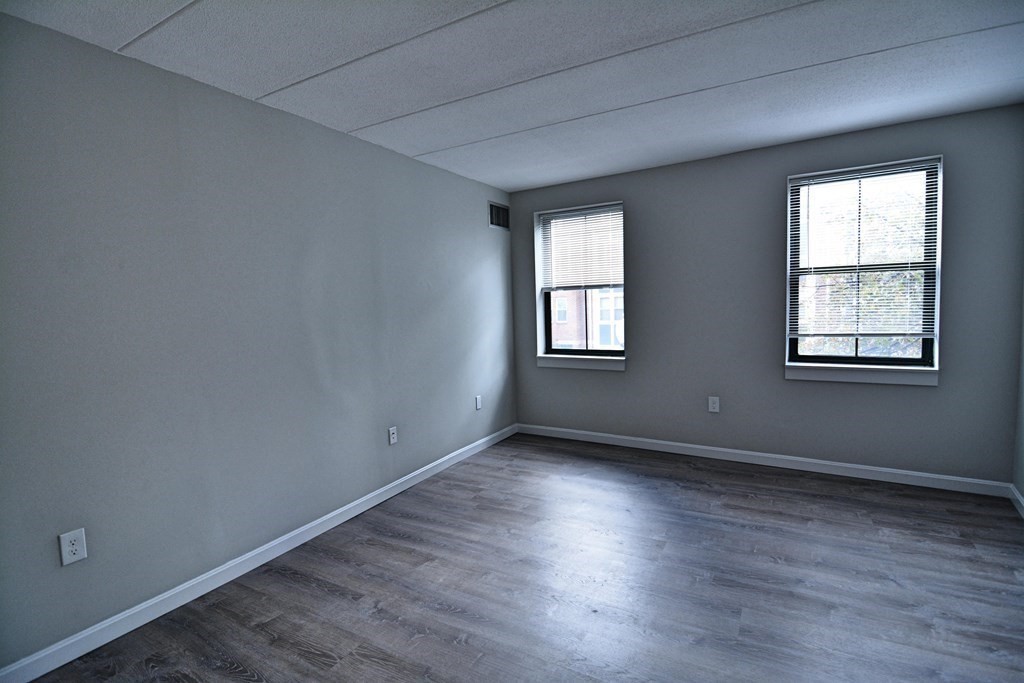 3 Douglas Park, South End