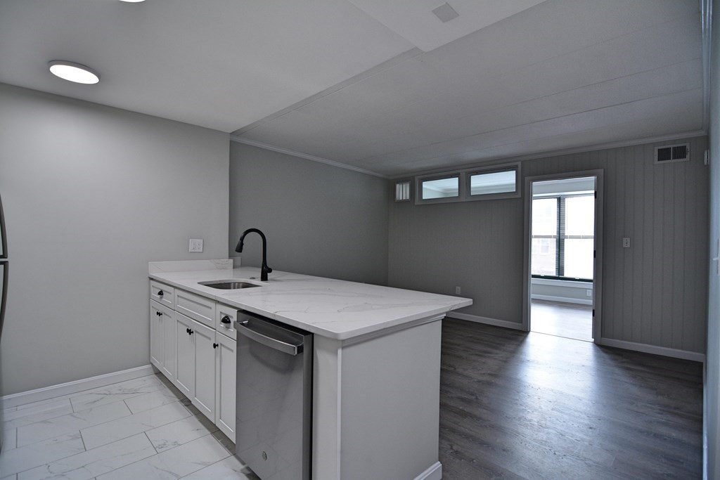 3 Douglas Park, South End