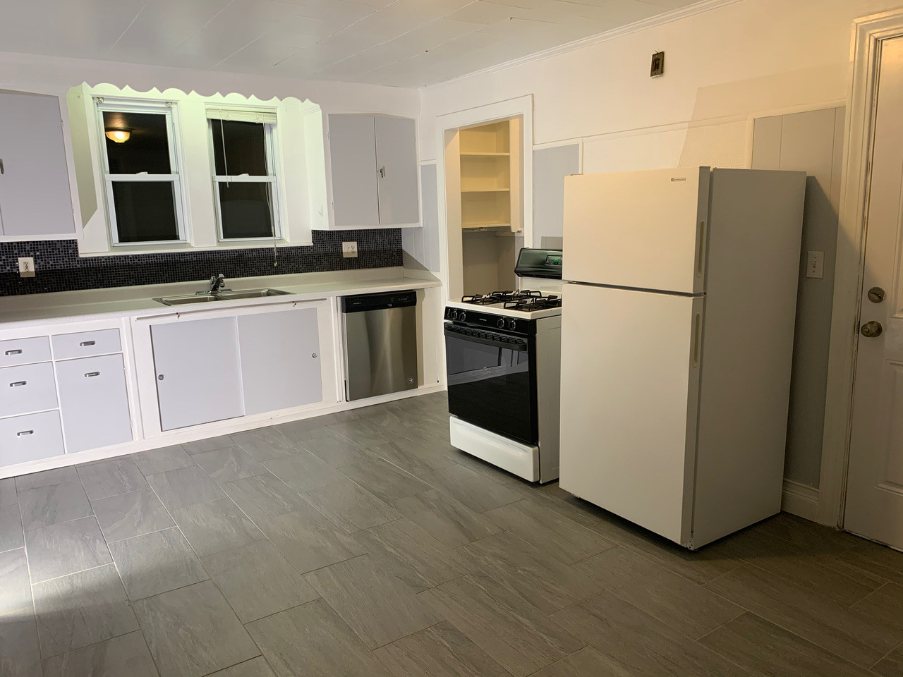 547 Broadway, South Medford