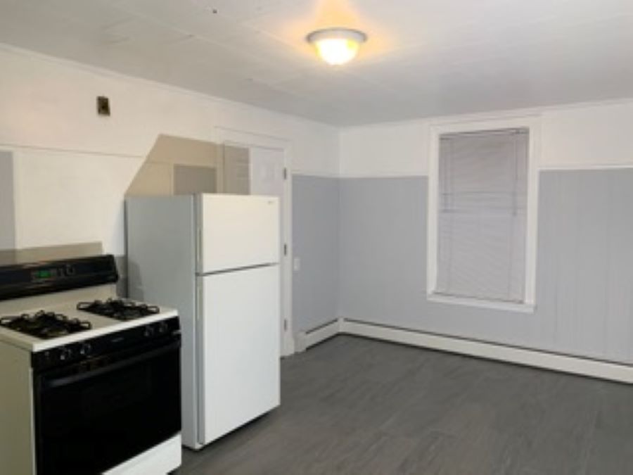 547 Broadway, South Medford