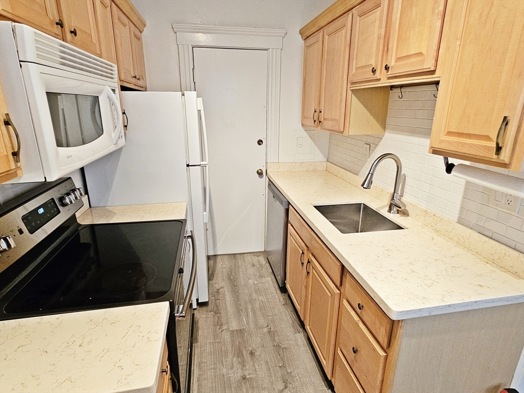 374 Chestnut Hill Ave, Brighton