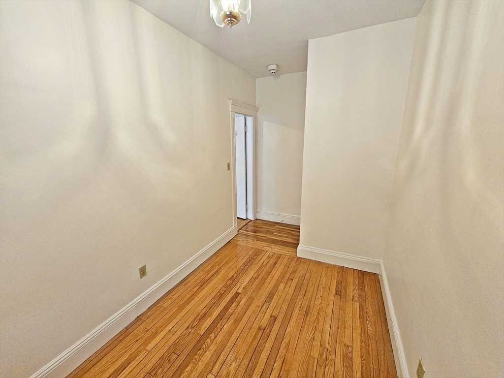 374 Chestnut Hill Ave, Brighton