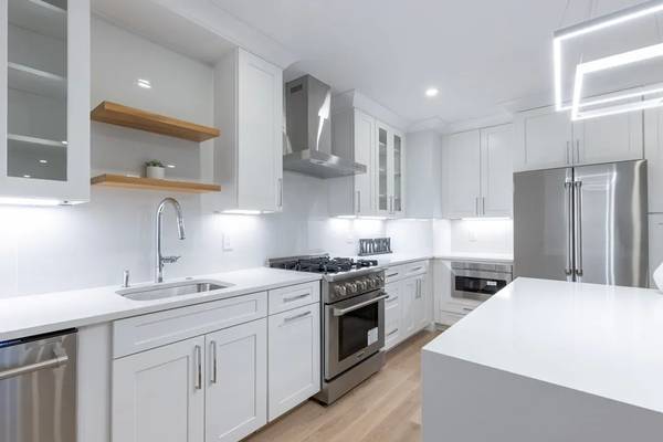 10 Belmont St, Newton Corner