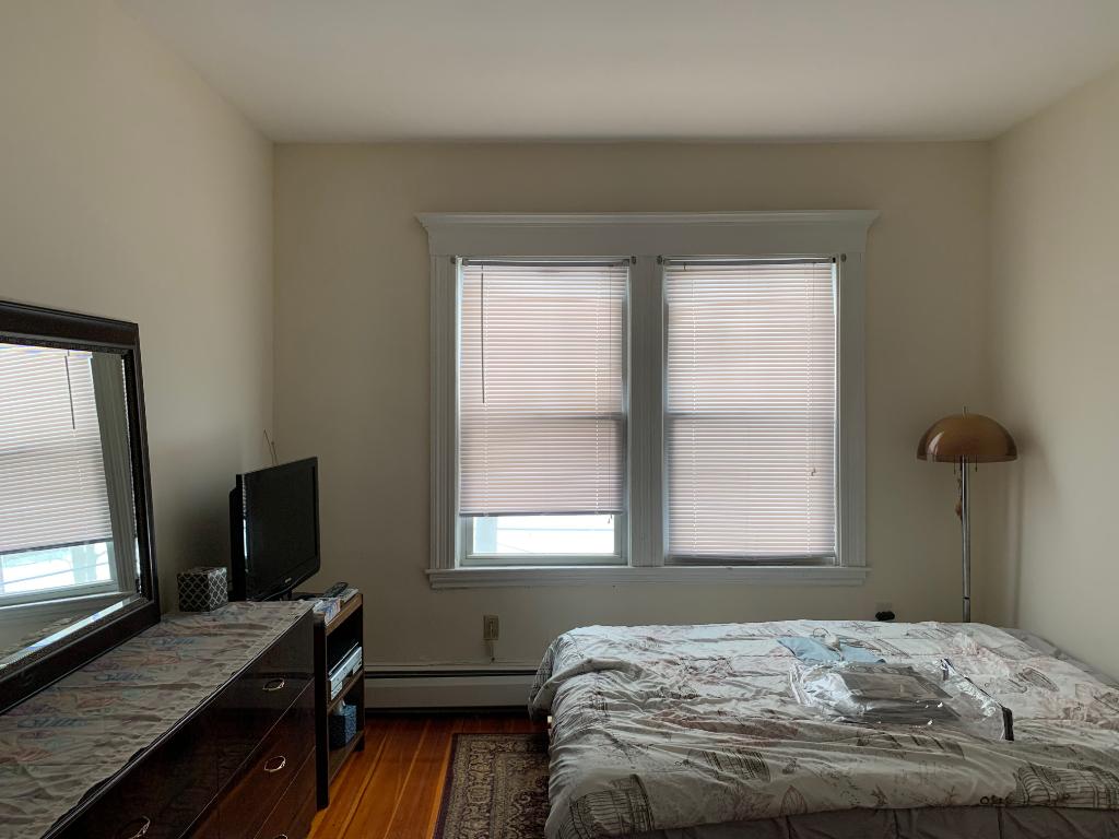 136 Middlesex Rd, Chestnut Hill