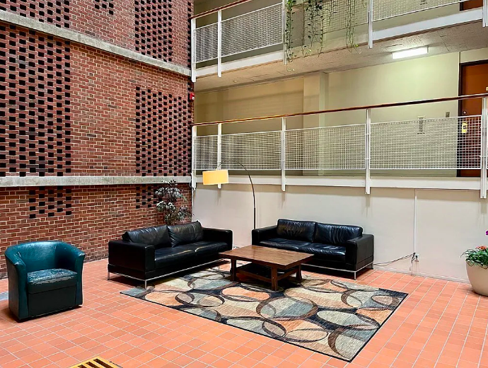 29 Concord Ave, Neighborhood Nine