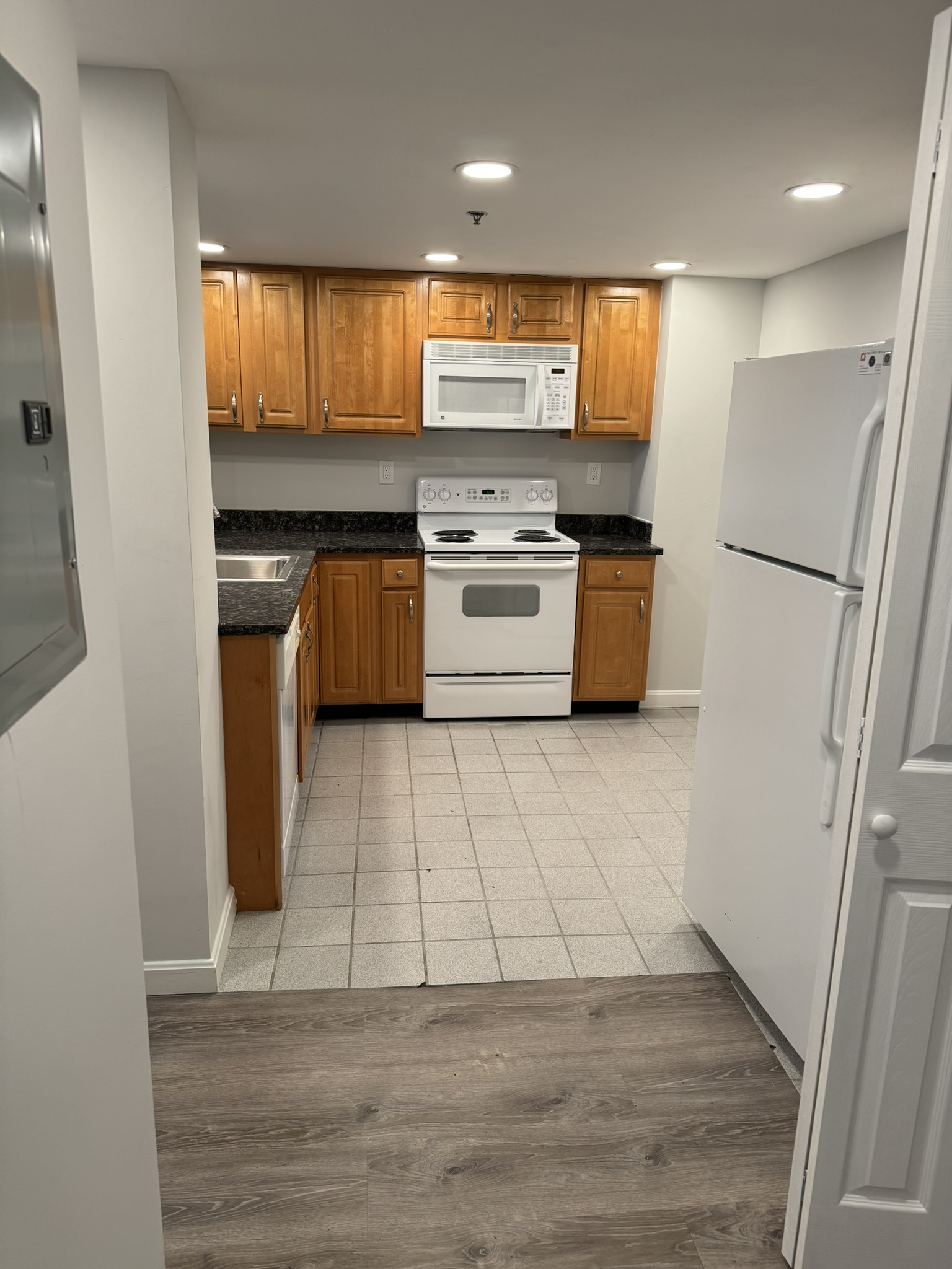 24 Queensberry St, Fenway