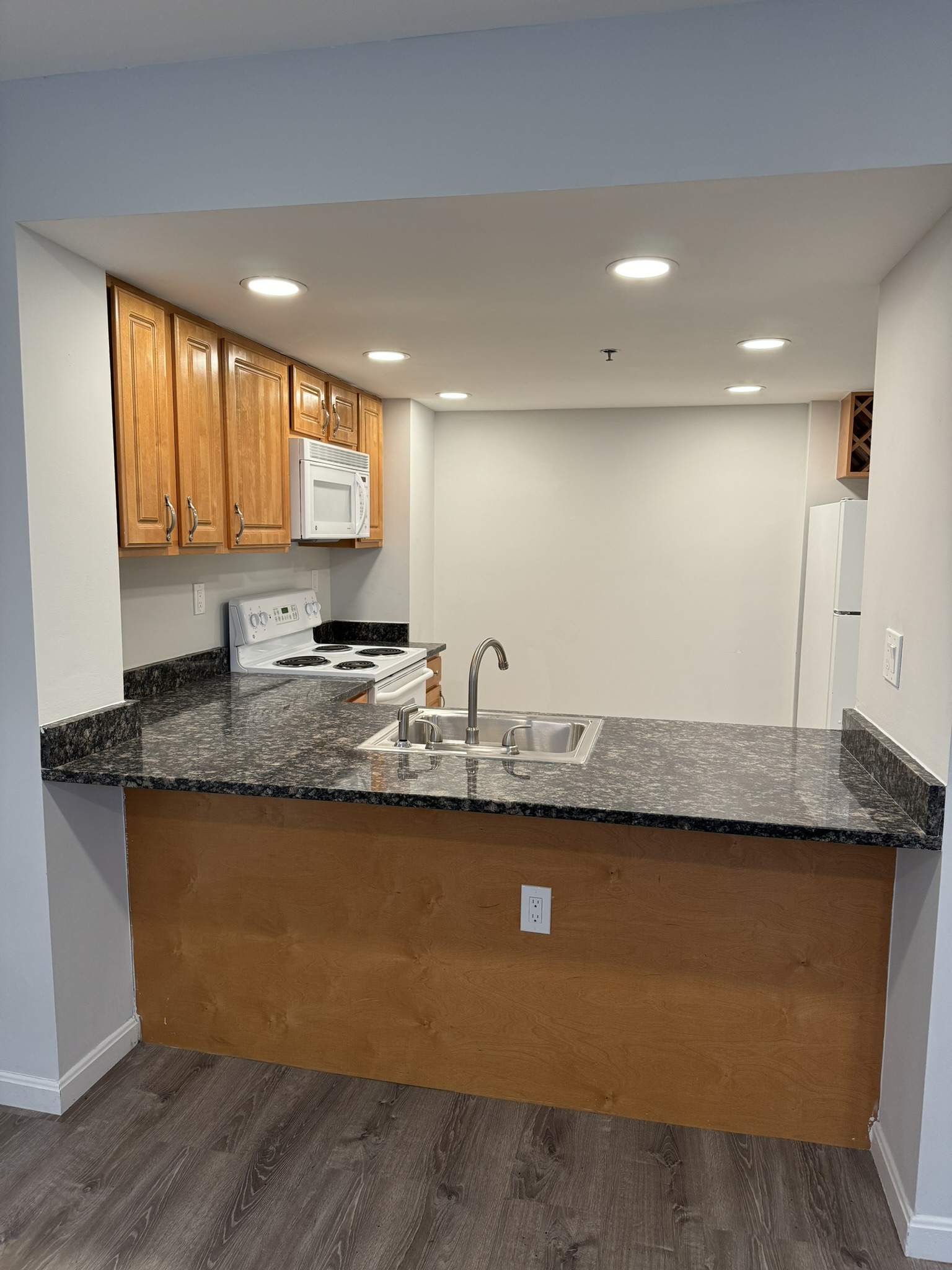 24 Queensberry St, Fenway