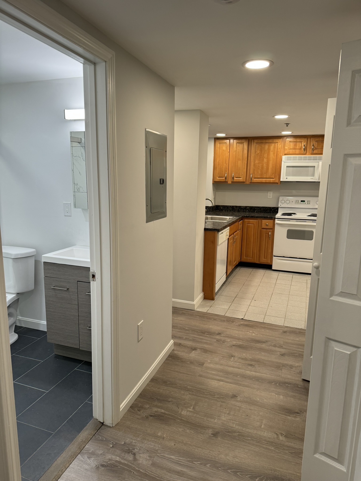 24 Queensberry St, Fenway