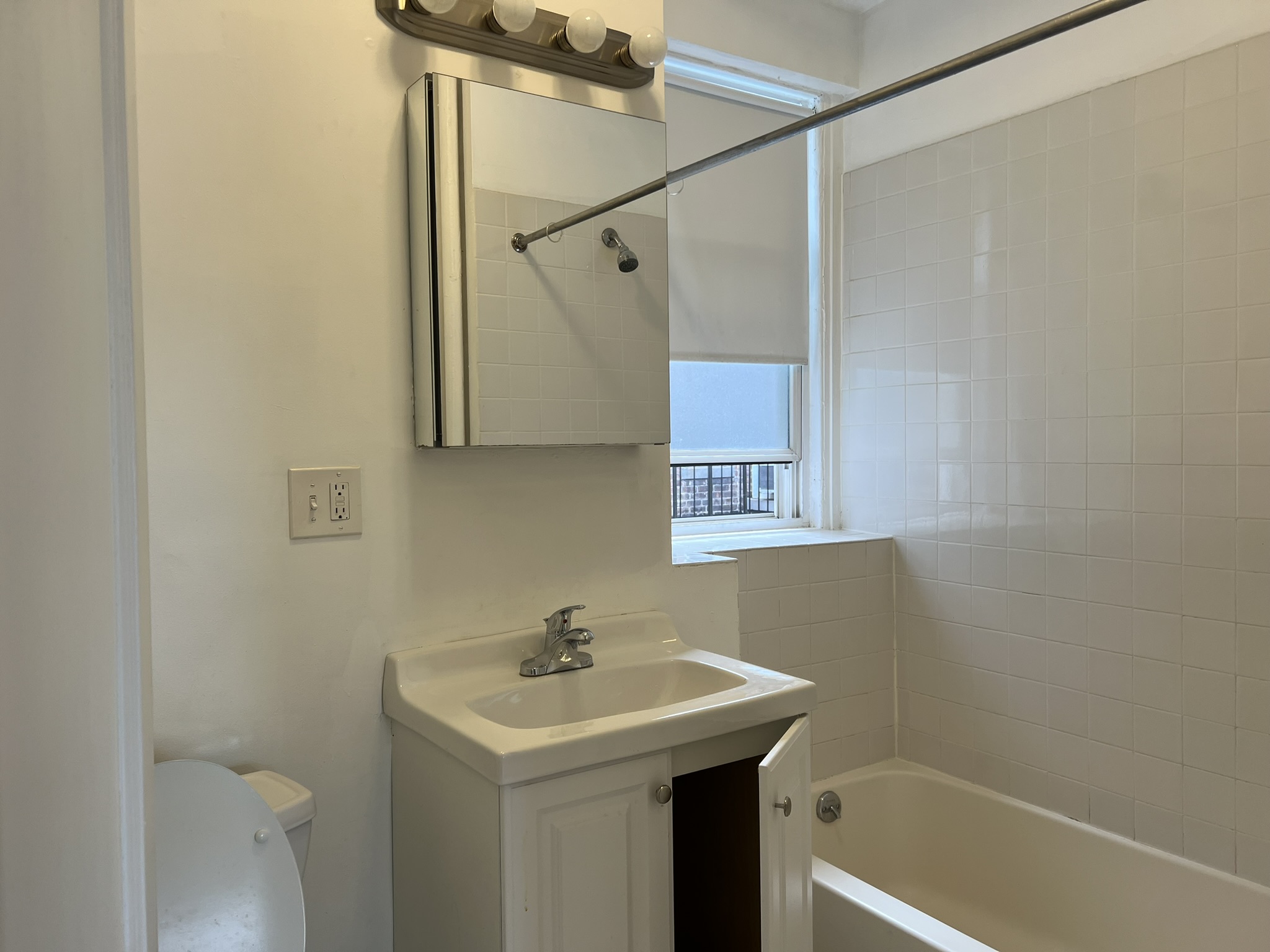 1125 Commonwealth Ave, Allston