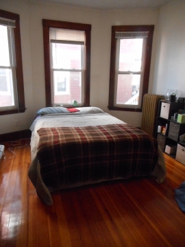 88 Sumner St, Dorchester