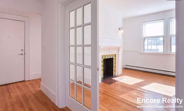 457 Centre St, Newton Corner