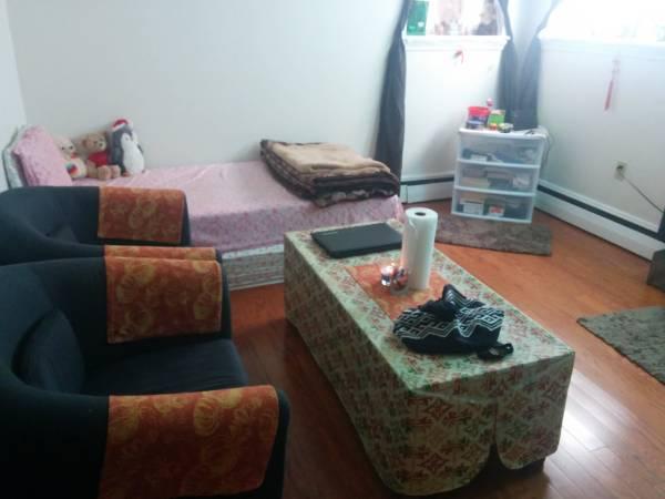 2012 Commonwealth Ave, Brighton