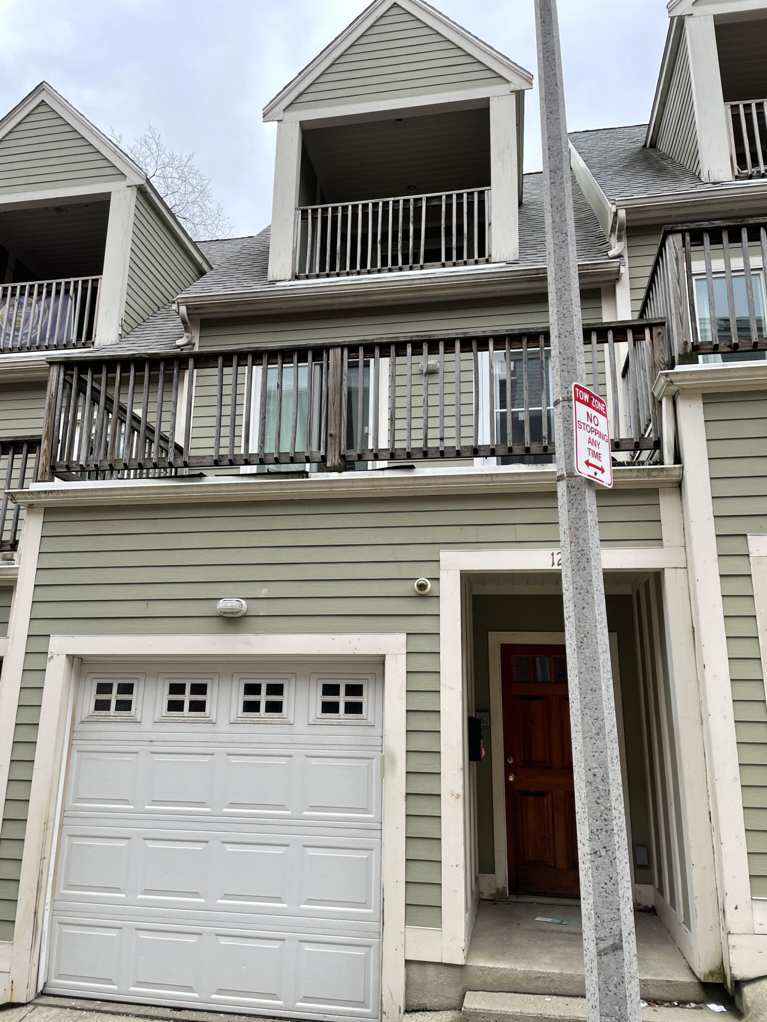 Photos of apartment on Sewall St.,Boston MA 02120