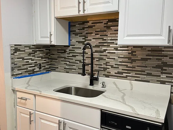 26 Waverly St, Lower Allston