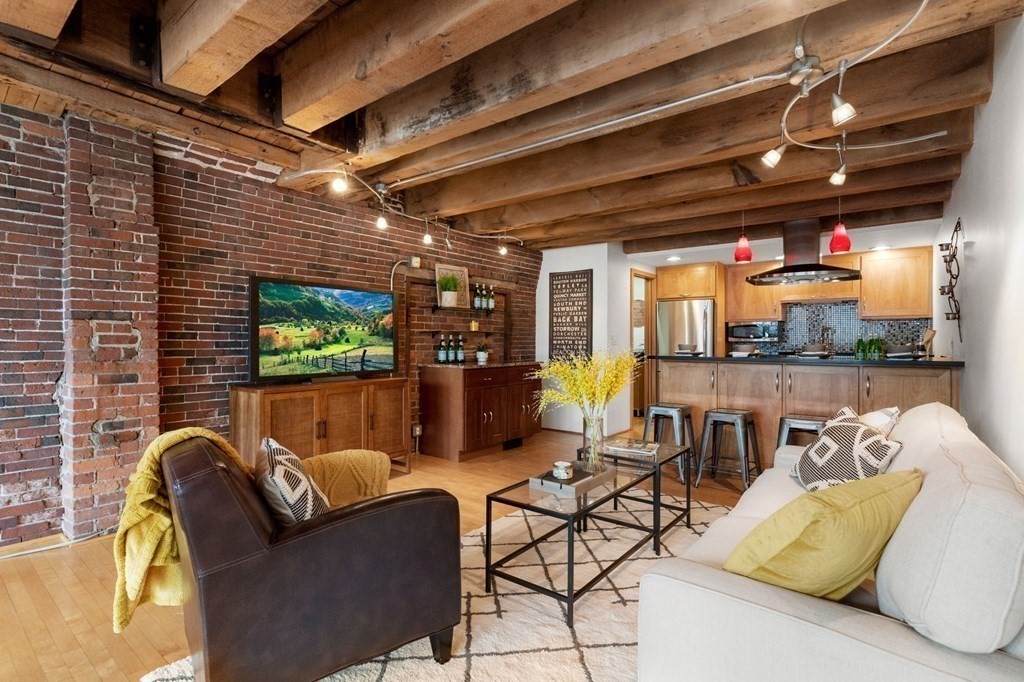 57 Fulton St, North End