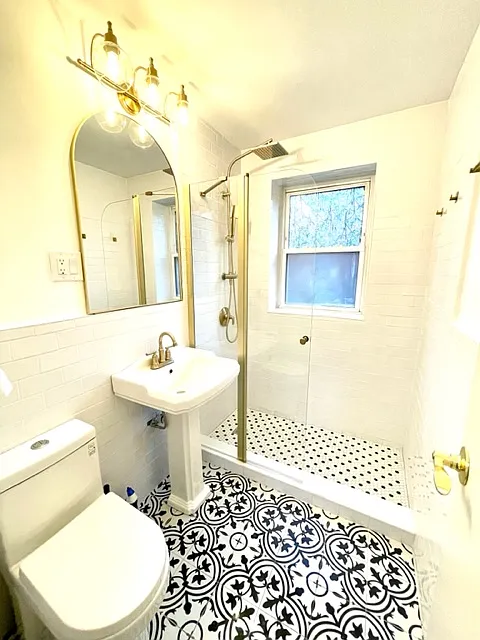 465 Arborway, Jamaica Plain