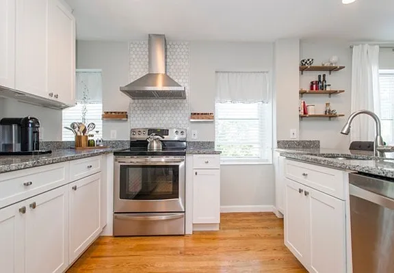 416 Medford St, Charlestown