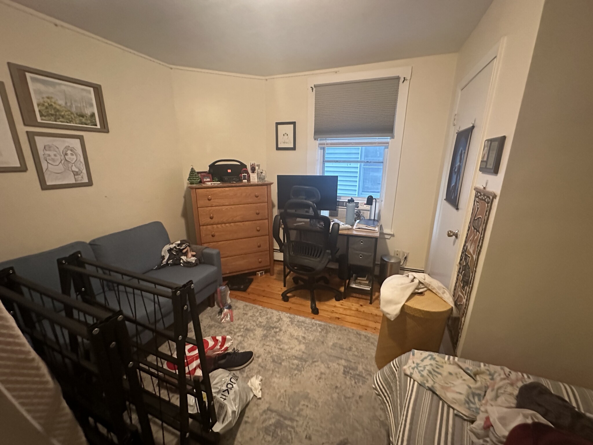 https://ygl-photos.s3.us-west-004.backblazeb2.com/14020O67eade17d5c93.jpg