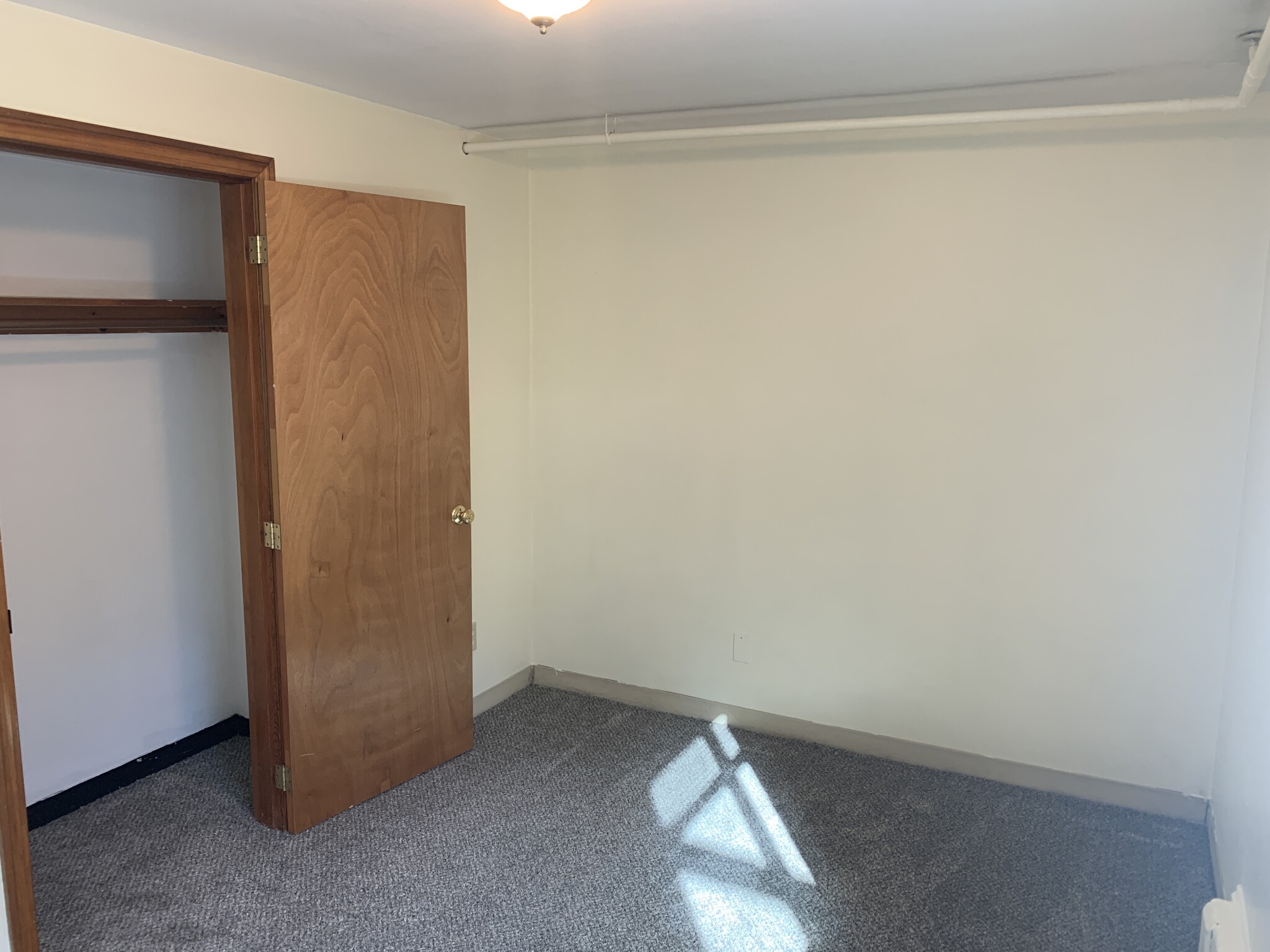 37 Bencliffe Circ, Newton