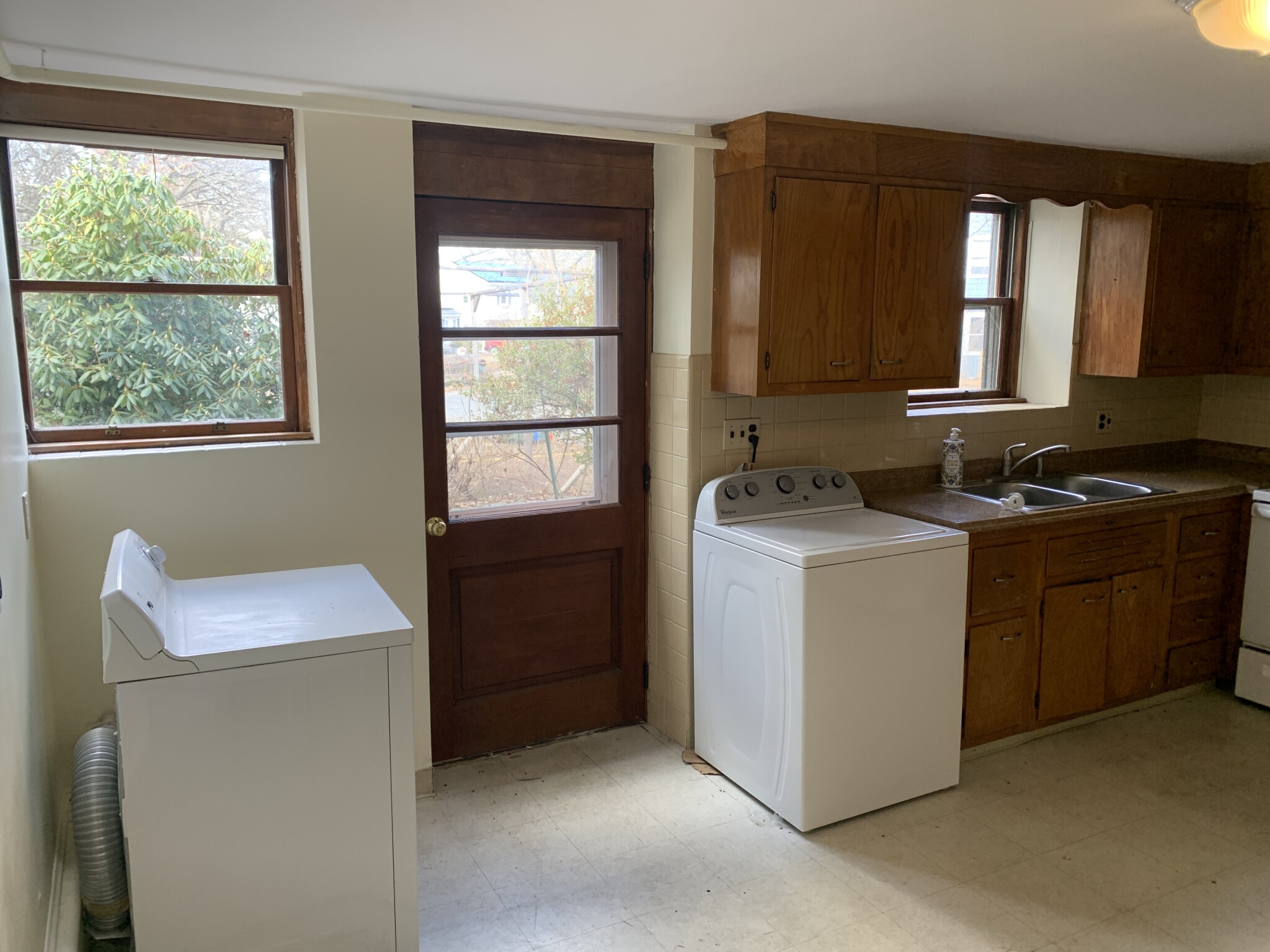 37 Bencliffe Circ, Newton