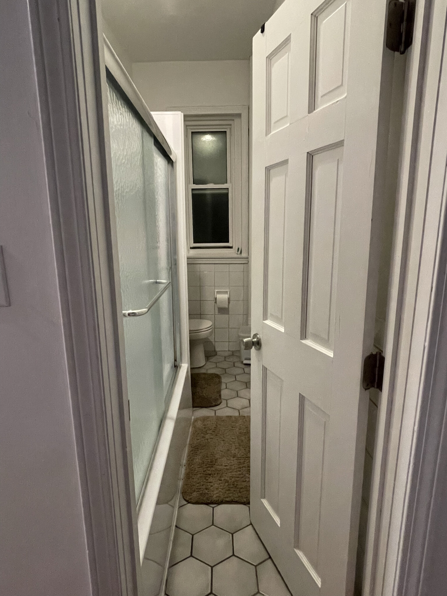 17 Aberdeen St, Fenway