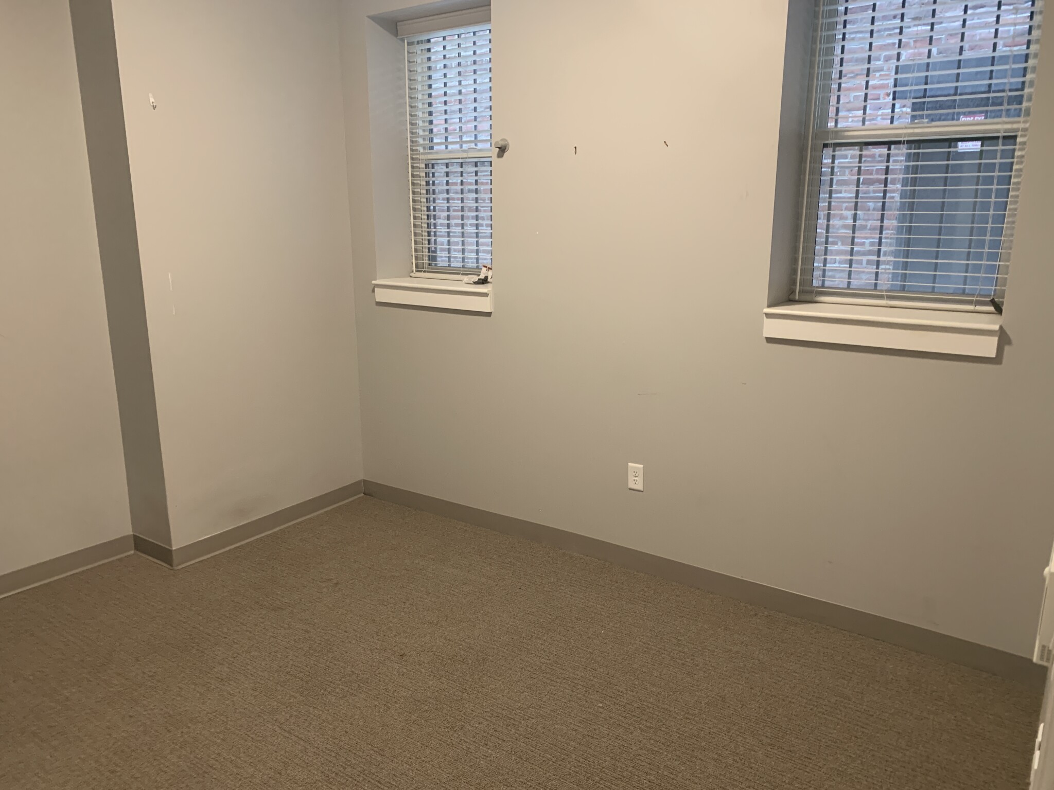 100 Hemenway St, Fenway