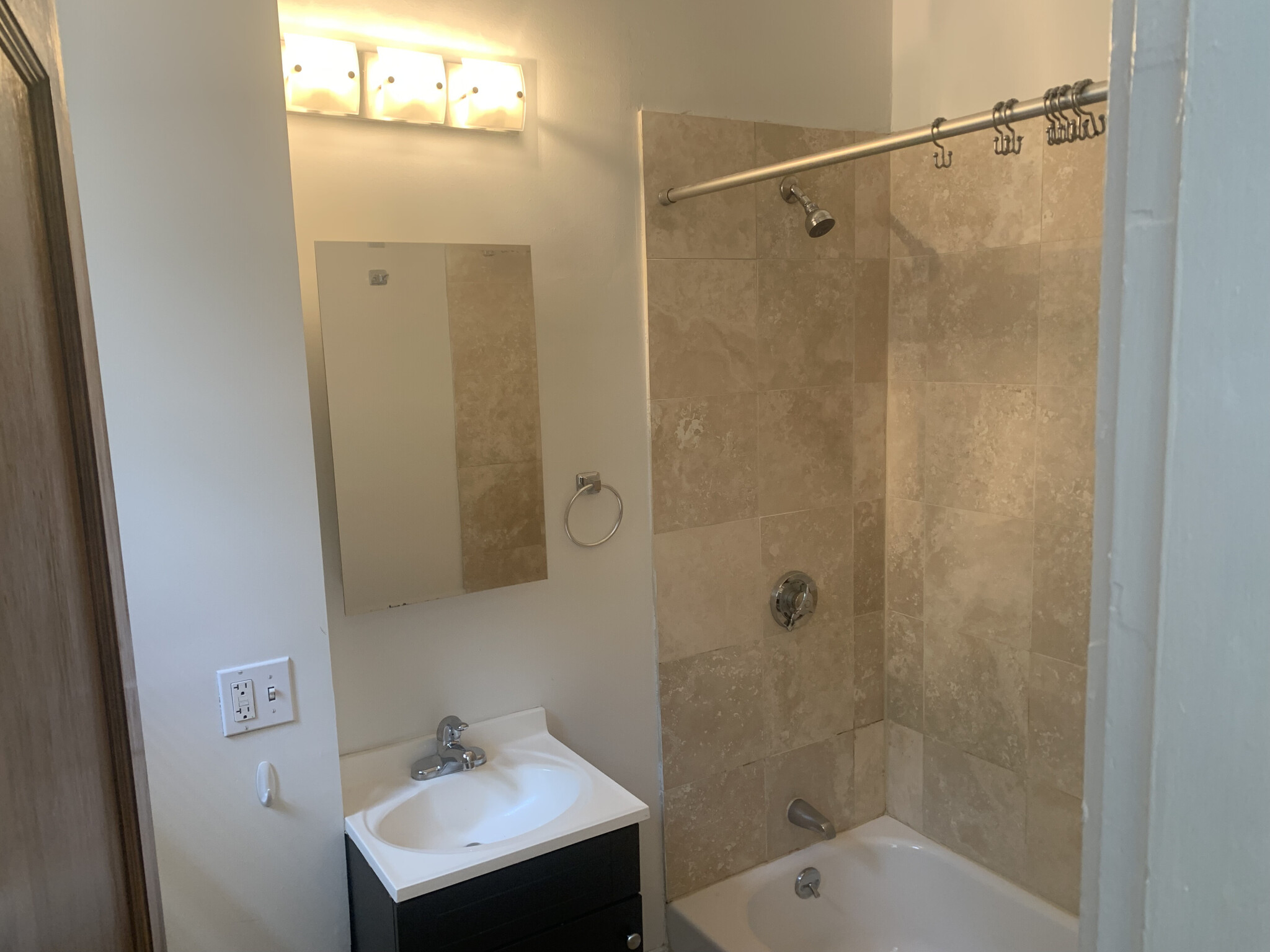 38 Hemenway St, Fenway