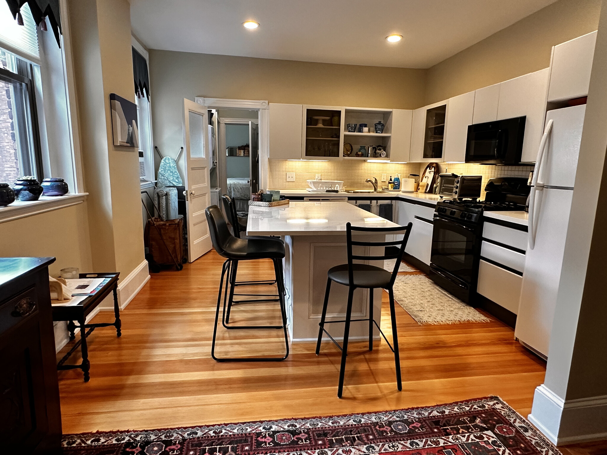 24 Beaufort Rd, Jamaica Plain