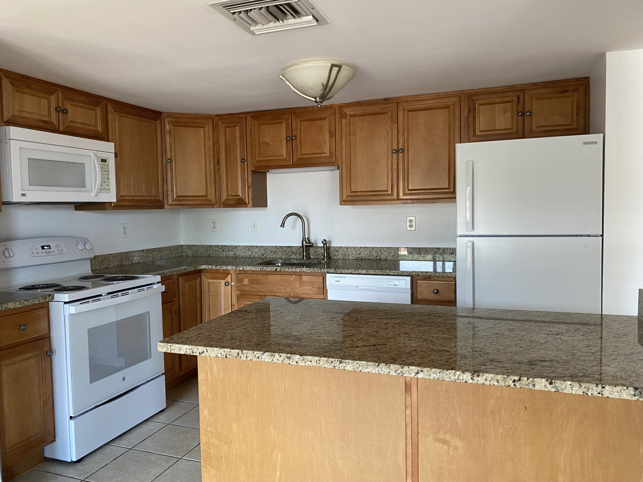 85 Brainerd Rd, Allston