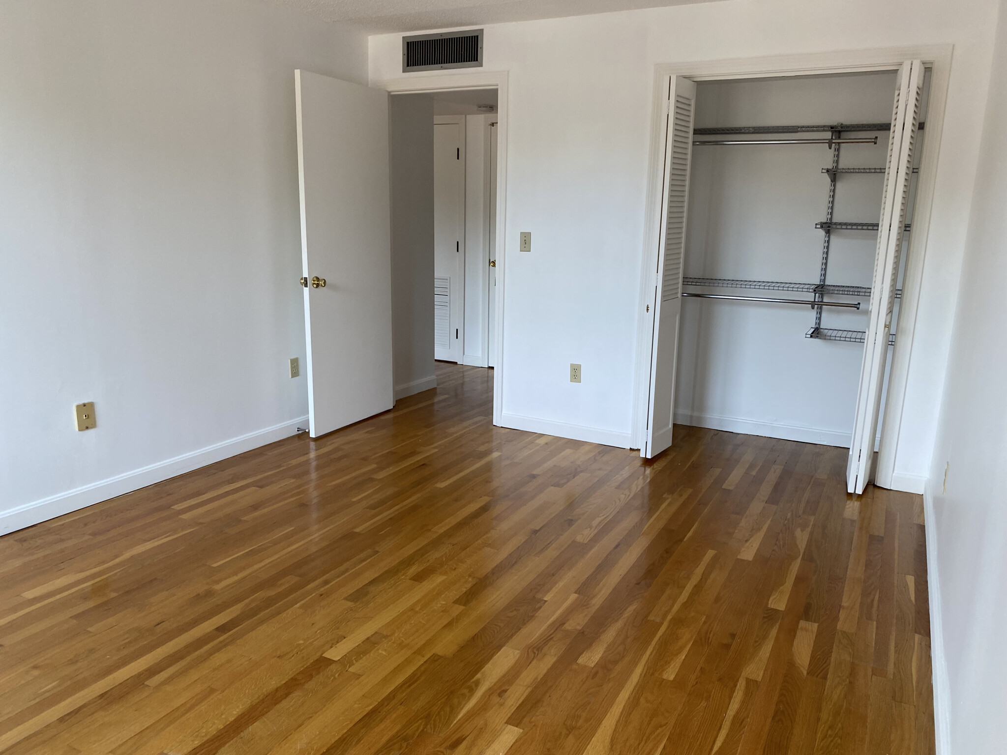 85 Brainerd Rd, Allston