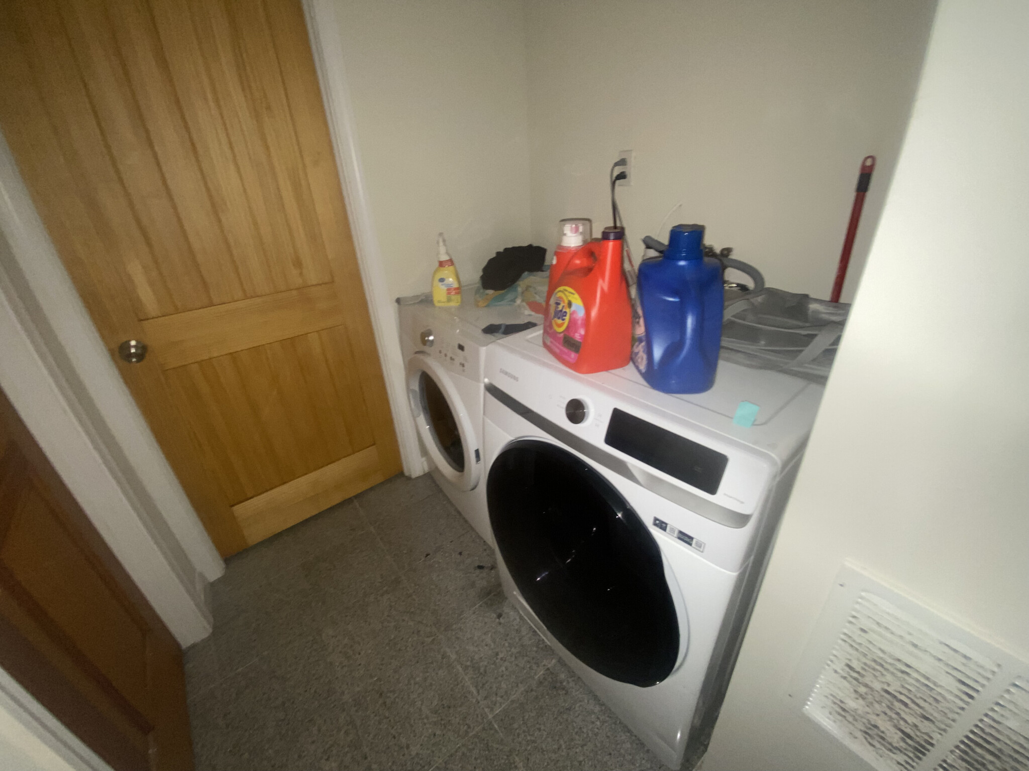 10 Moreland St, Roxbury