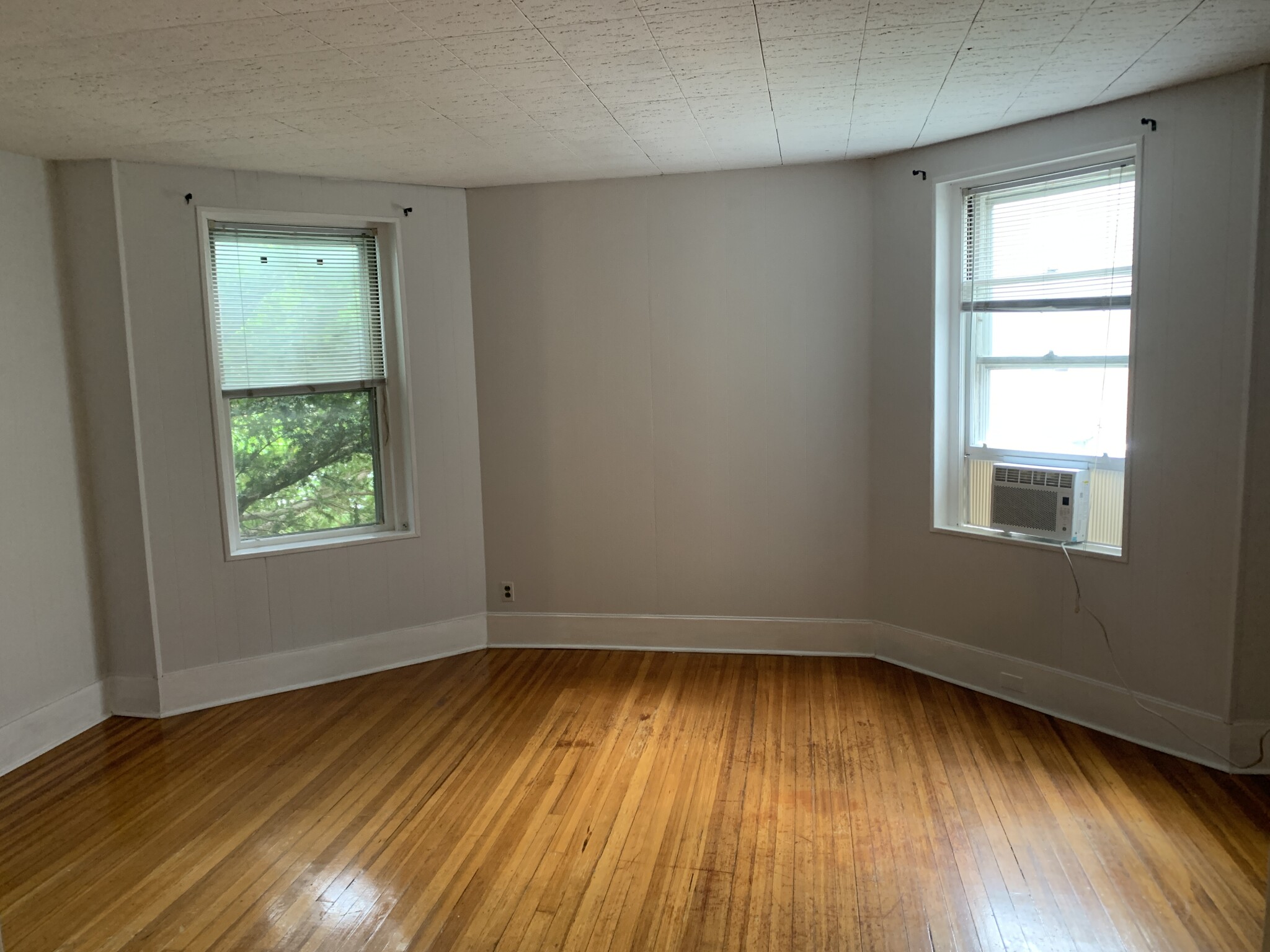 198 Saint Paul St, Brookline