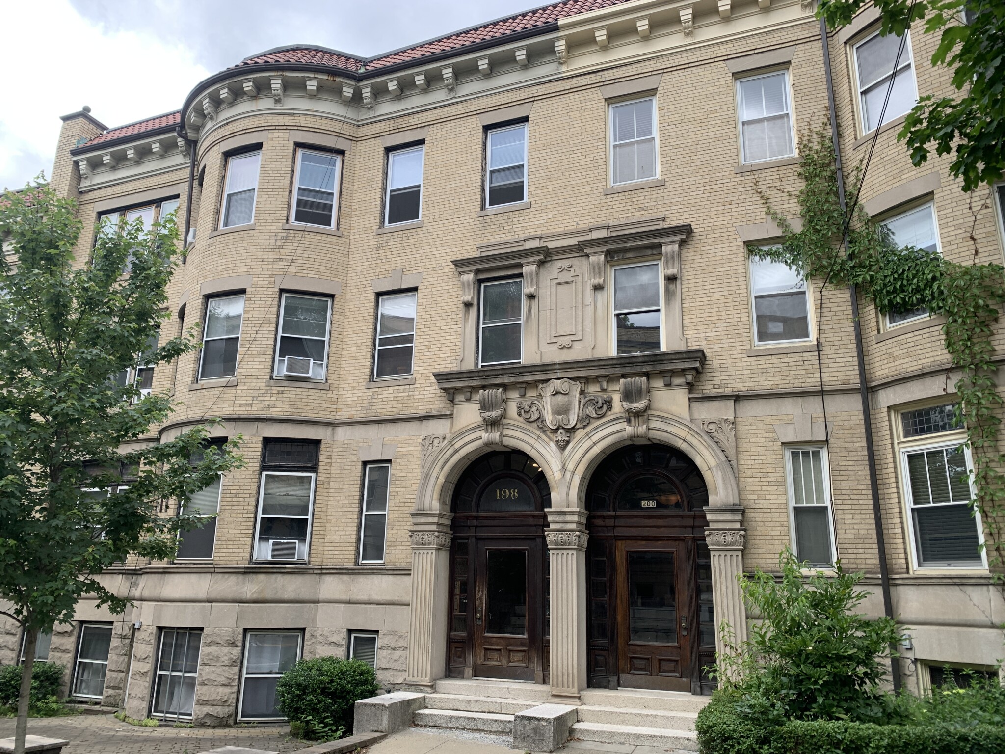 198 Saint Paul St, Brookline