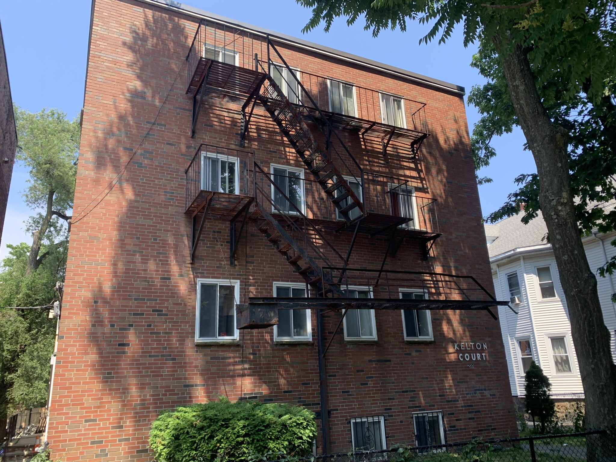 200 Kelton St, Allston