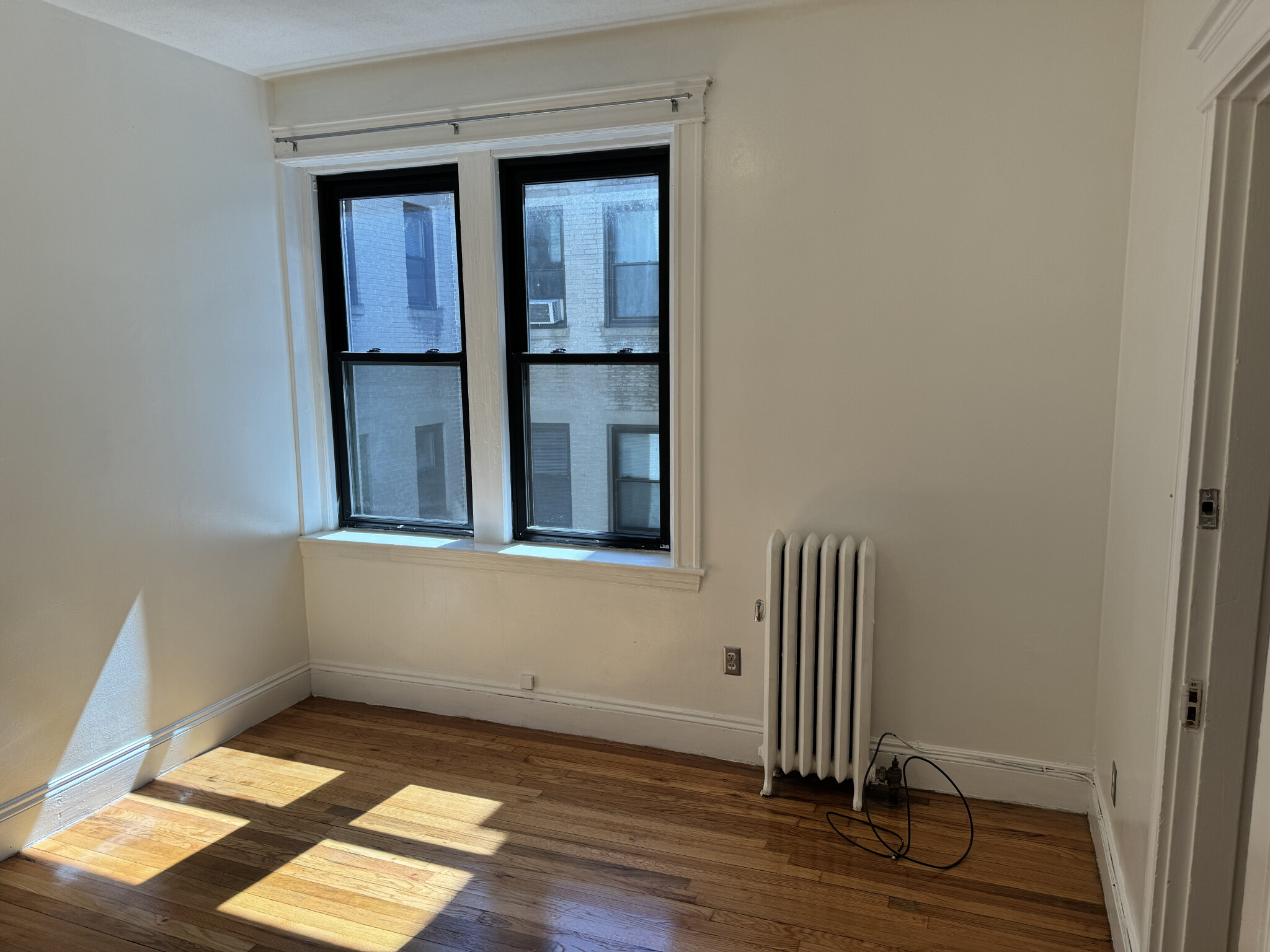 39 Glenville Ave, Allston