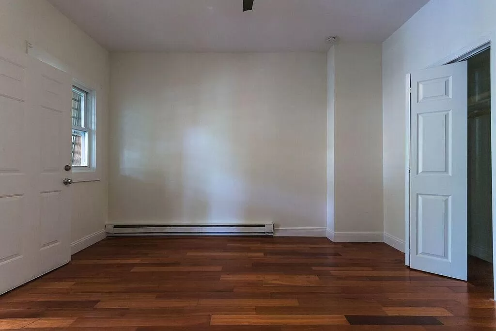 Photos of apartment on Warren St.,Boston MA 02119